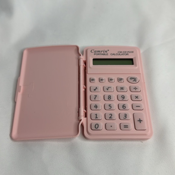 Sanrio HELLO KITTY 8-Digit Mini Portable Calculator - Picture 3 of 9